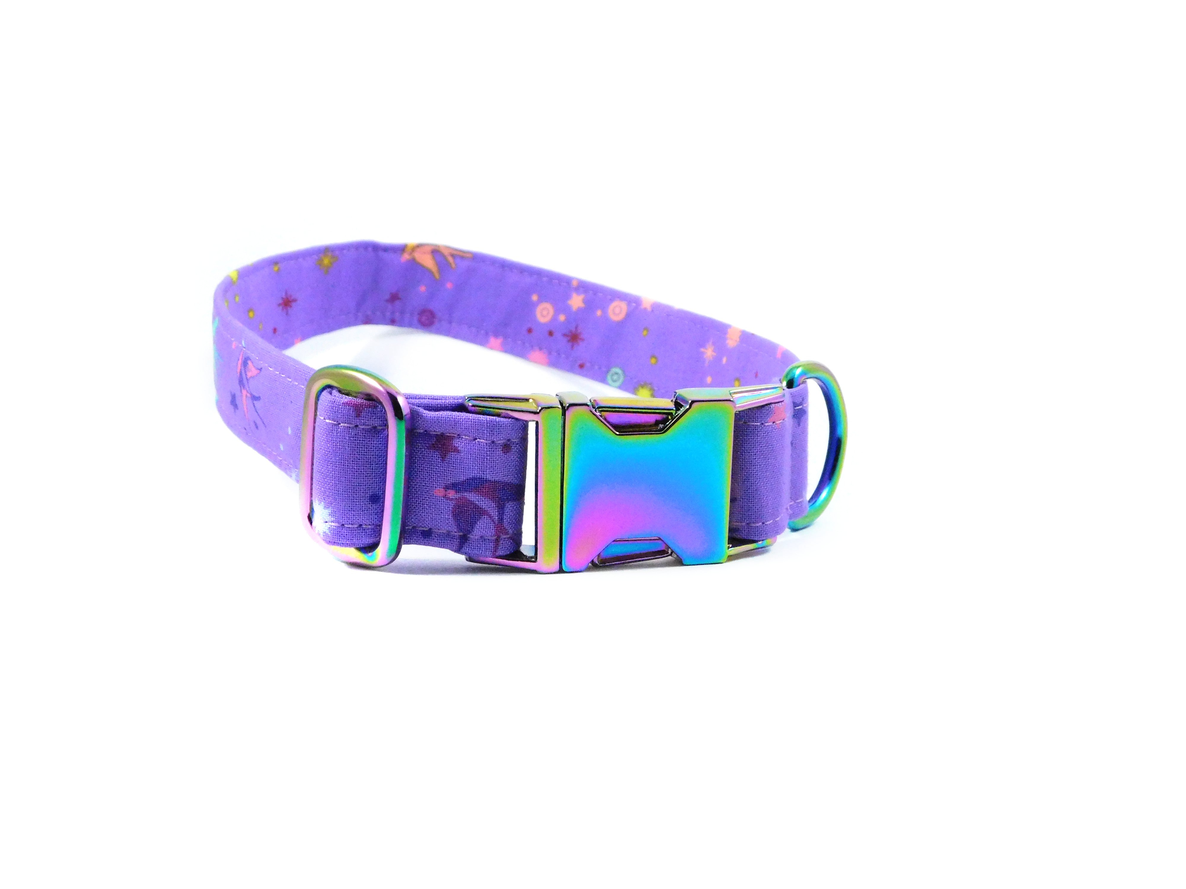 Holographic store cat collar